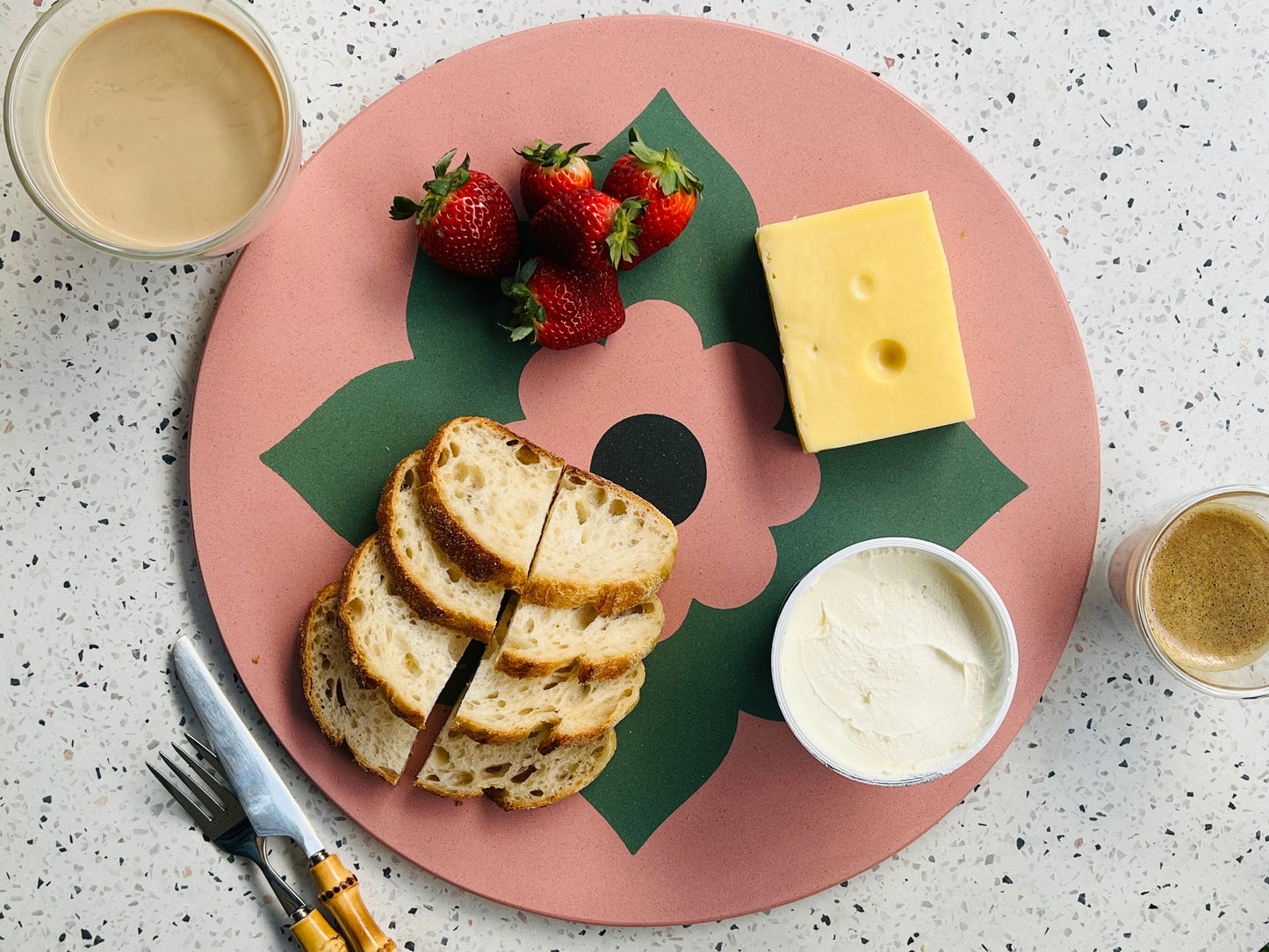 BLATT CHAYA - St Tropez Green round board