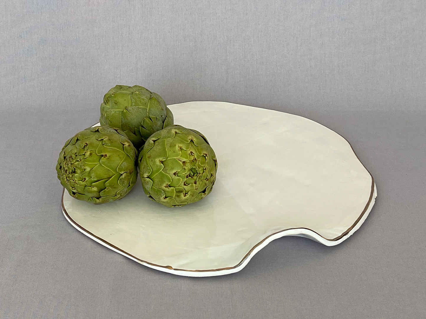 CERAMICS - Platter - Gold rim