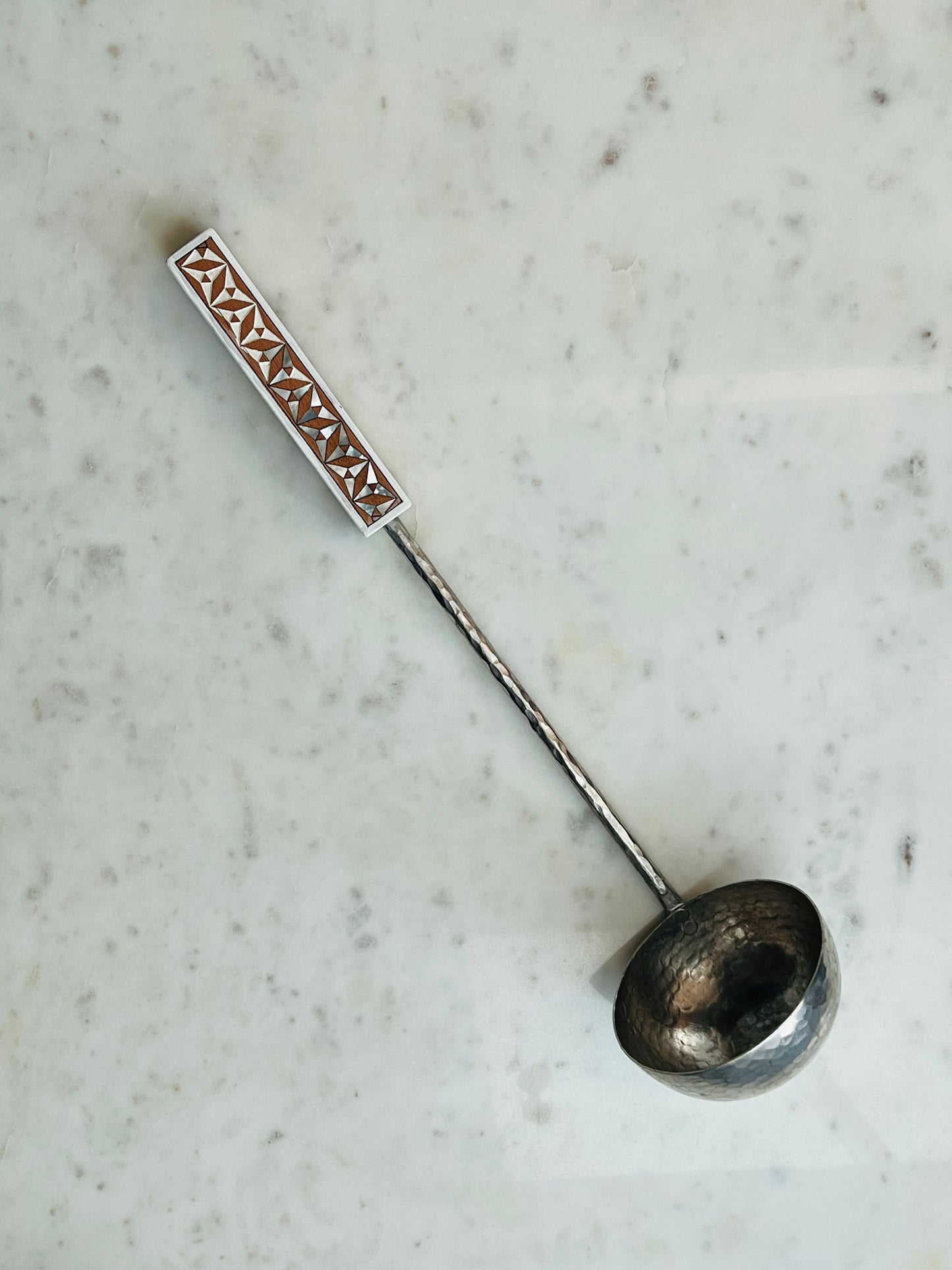 MAISON TARAZI - White Marquetry ladle