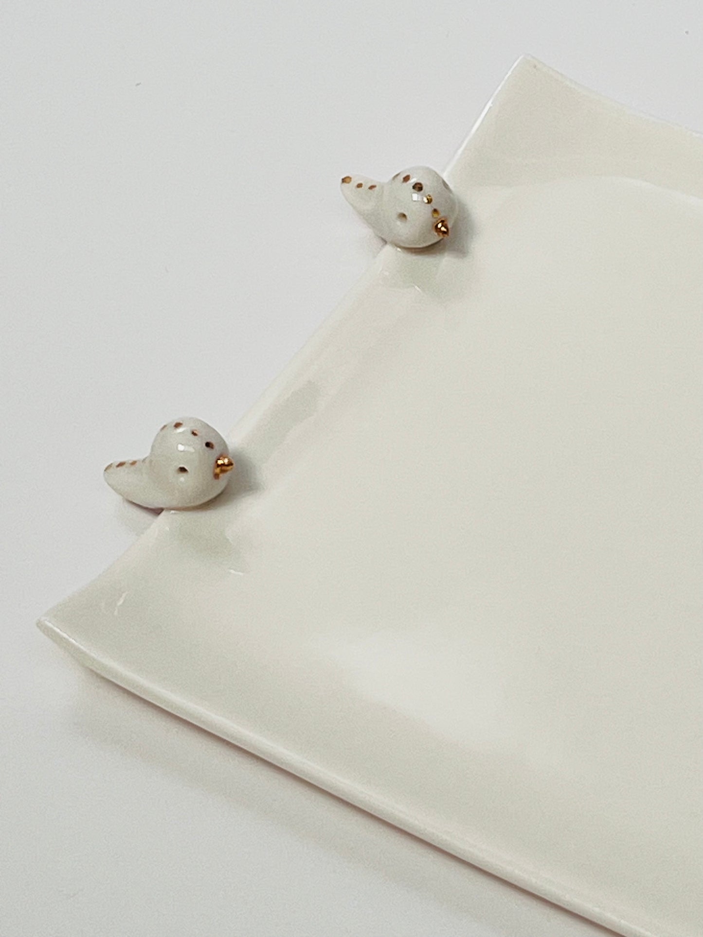 SYMA CERAMICS - Golden Birds Mayte platter - 3 birds
