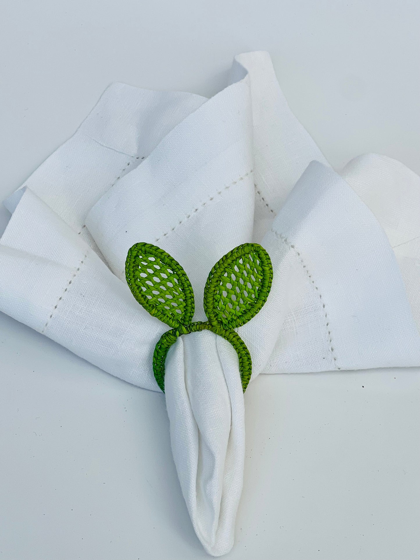IRACA DI COLOMBIA -  Bunny napkin ring - Apple Green (set of 2)