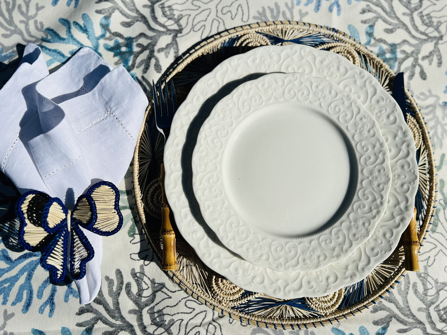 IRACA DI COLOMBIA - Caracol placemat - Neutral & royal blue (set of 2)